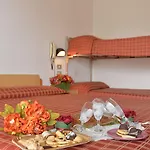 Maioli Hotell 3*