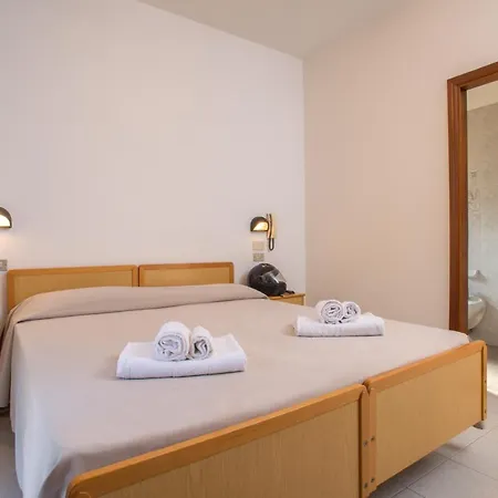 Maioli Hotell 3*